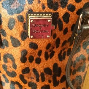 Dooney & Bourke leopard handbag